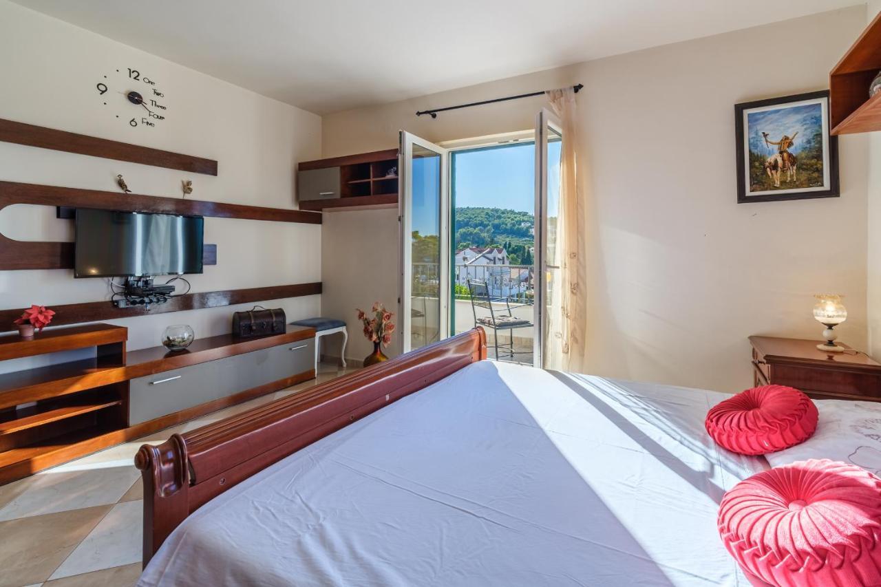 Ferienwohnung Alen & Deni Sutivan Exterior foto